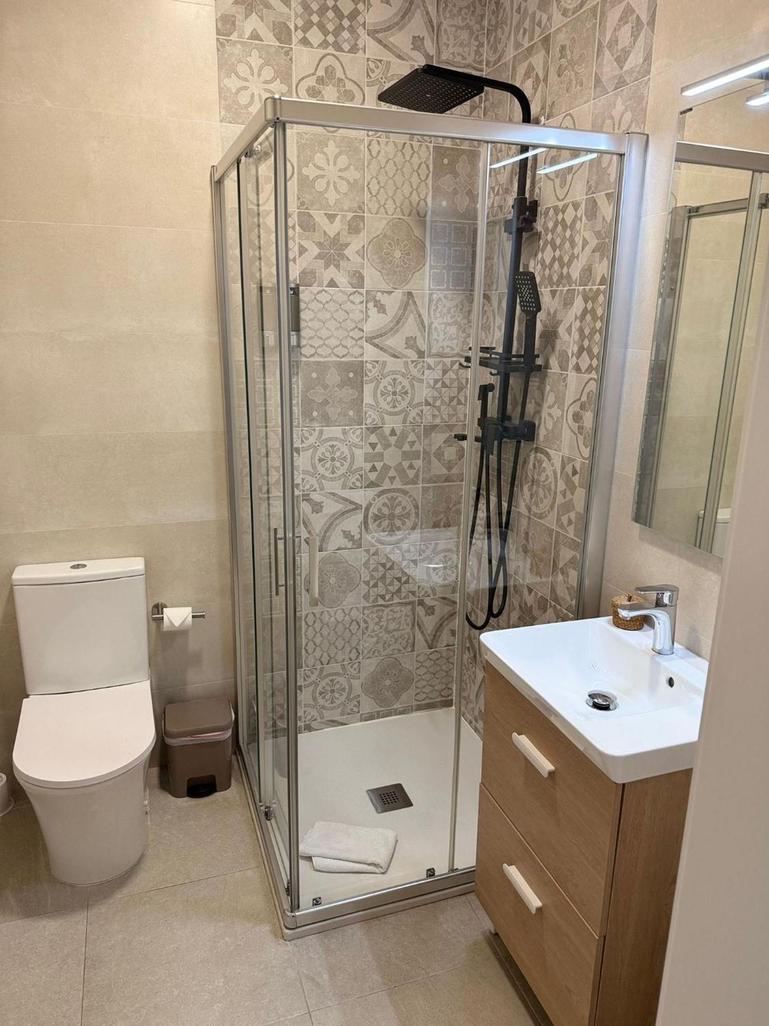 Apartamento Turistico Leo Baena Zewnętrze zdjęcie