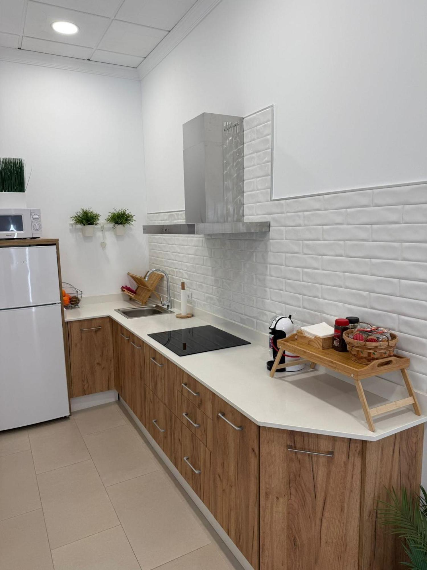 Apartamento Turistico Leo Baena Zewnętrze zdjęcie